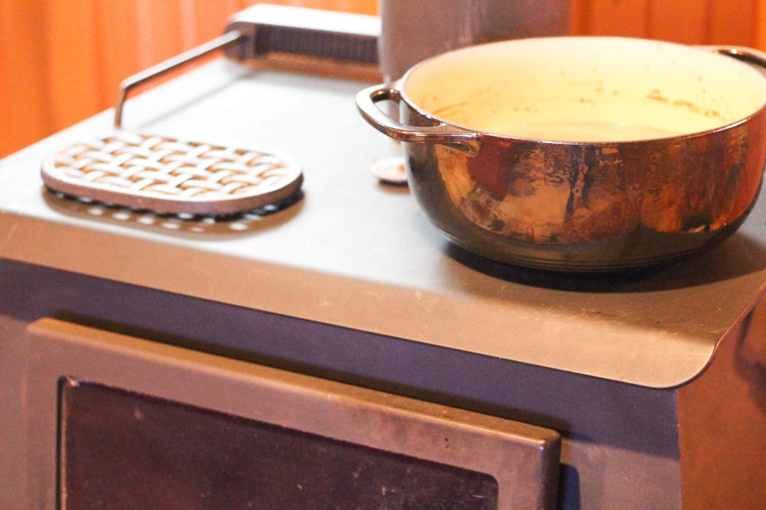 Homemade Hot Chocolate on the Wood Stove Rosehips & Honey