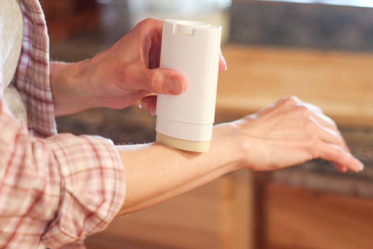 Body Butter Recipe with Beeswax Rosehips & Honey